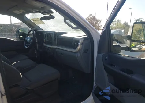 2024 Ford F-250 Xl из США, поврежденный, VIN 1FTBF2AA9REC74095